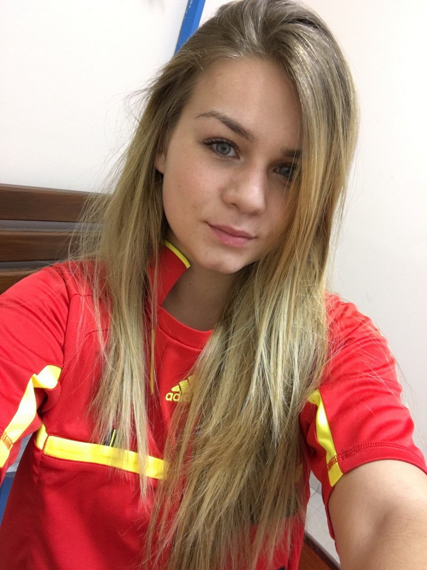 fiica lui iulian giuran voluntar la euro 2016 bianca elena giuran din constanta va obtine ecusonul de