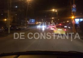 Semafoarele de la intersecția străzilor Baba Novac cu Soveja au picat de două ore! 