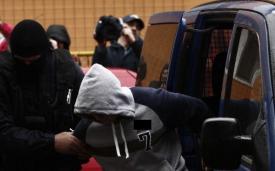 Un bărbat care ar fi furat salariile colegilor a fost reţinut de poliţişti