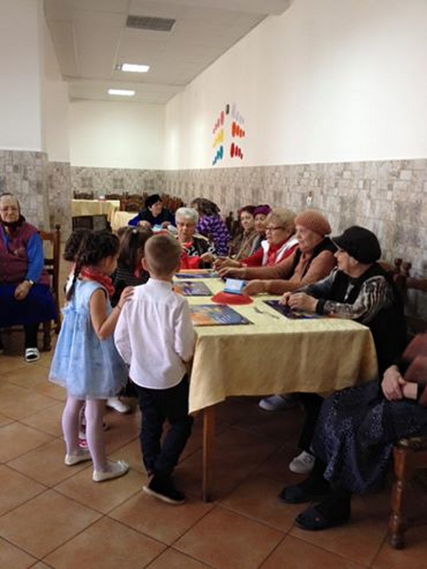 martisoare si poezii copiii din 11 gradinite constantene au felicitat bunicutele de la caminul pentru