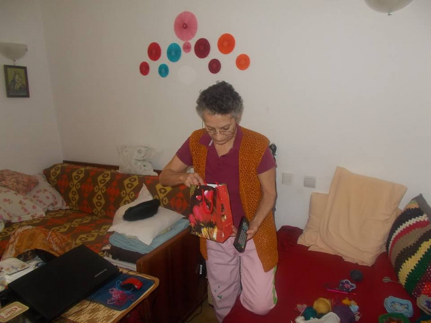 martisoare si poezii copiii din 11 gradinite constantene au felicitat bunicutele de la caminul pentru