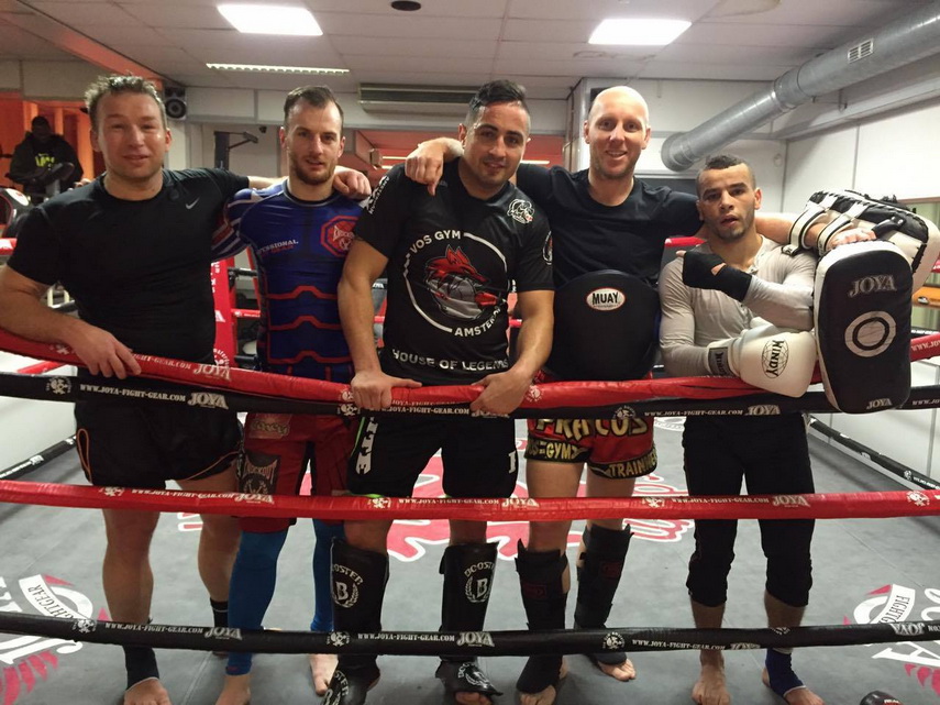 evolueaza in puerto rico luptatorul superkombat alex filip din constanta si legenda remy bonjasky fata