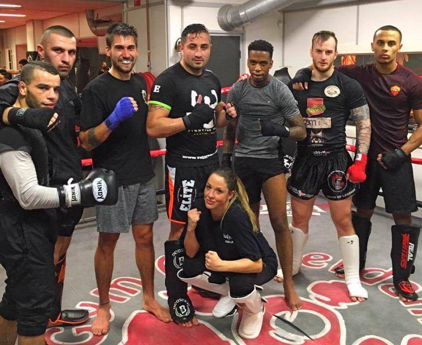 evolueaza in puerto rico luptatorul superkombat alex filip din constanta si legenda remy bonjasky fata