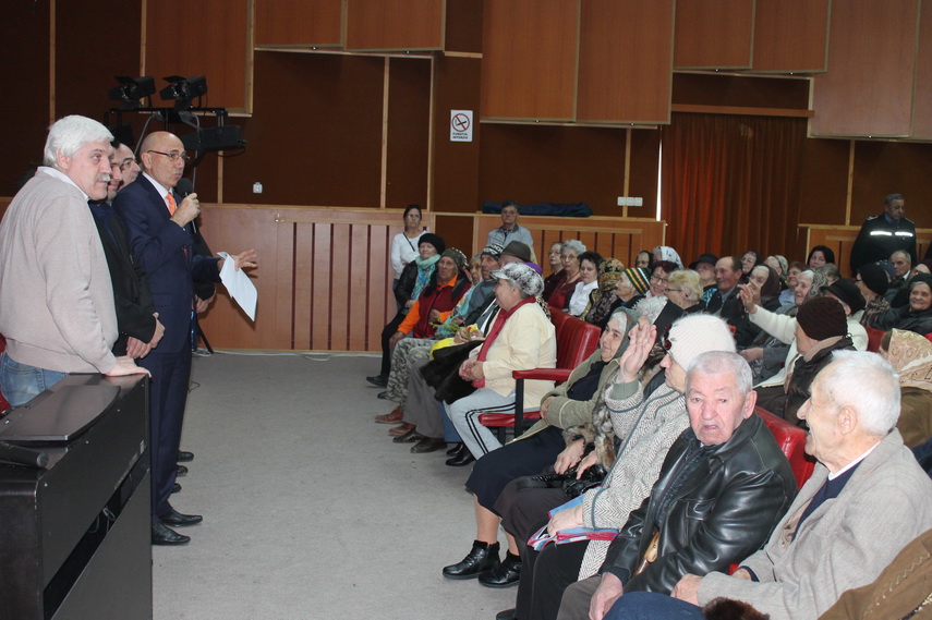 primaria cernavoda face fapte bune un club si martisoare sociale pentru seniorii orasului galerie foto