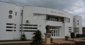 Asfaltările, pe lista de priorităţi a primarului George Scupra Parcul din oraşul Ovidiu, darul „rezervat“ de aleşi pentru Paşte