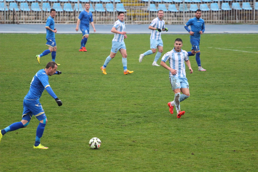 dubla patulea si regretul lui gache fc farul victorie la pas cu bucovina pojorata cartonas rosu in minutul