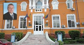 Din declaraţia de avere a consilierului local de la Medgidia Alexandru Pascu. În cei patru ani de mandat, a pus deoparte un… Mercedes (documente)