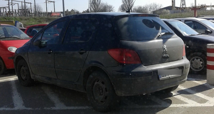 din ciclul parchez ca un bou masini de paza bolizi cu multi cai putere si parcari alandala galerie foto