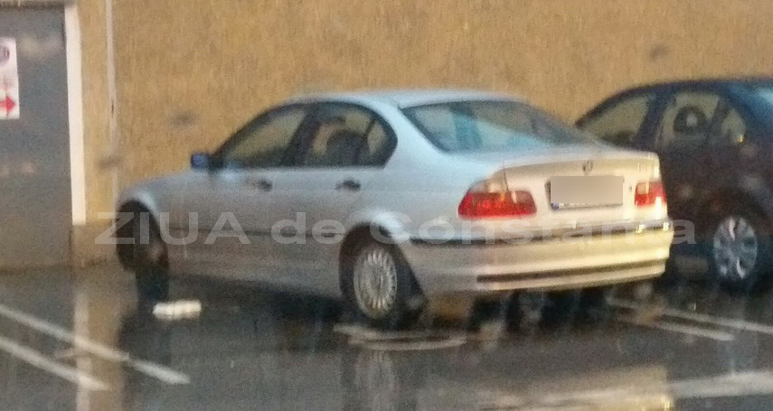 locurile rezervate persoanelor cu dizabilitati sunt ocupate si de soferi cu lipsa de bun simt galerie locurile rezervate persoanelor cu dizabilitati sunt ocupate si de soferi cu lipsa de bun simt galerie