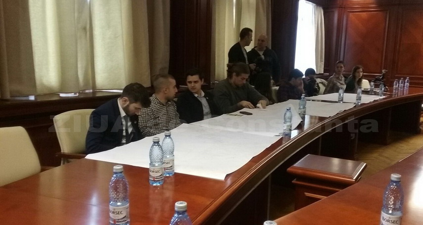 studentii atrasi de fagadau in infrumusetarea municipiului constanta galerie foto 587802