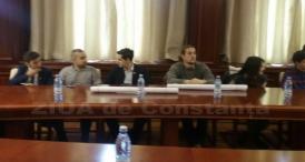 studentii atrasi de fagadau in infrumusetarea municipiului constanta galerie foto 587802