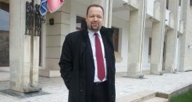 Membrii Federaţiei Sindicale „Trans Conex” ameninţă cu proteste Secretarul de stat Ciprian Dragomir promite verificări în Portul Constanţa