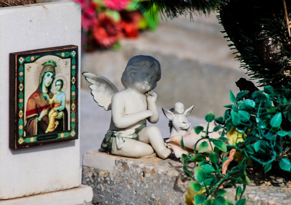 parastas pentru nicoleta cengher a mai trecut un de la tragedia din restaurantul beirut galerie foto parastas pentru nicoleta cengher a mai trecut un de la tragedia din restaurantul beirut galerie foto