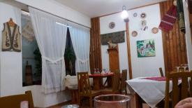 Restaurantul Casa Prahova are mâncare tradiţional românească, la preţuri bune (galerie foto)