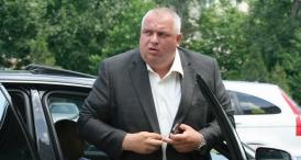 Nicuşor Constantinescu ar putea fi adus la instanţă cu mandat. Nu este o premieră   