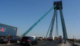 Plecați la drum? Restricția de trafic greu instituită la Podul Agigea rămâne valabilă