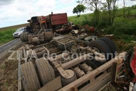 S-a deblocat o bandă pe DN22, în locul unde s-a răsturant un TIR. De ce va fi întreruptă circulația mâine