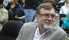 Poetul Matei Vișniec – „Nu există poeți care să impresioneze o țară întreagă cum era cazul în România”  