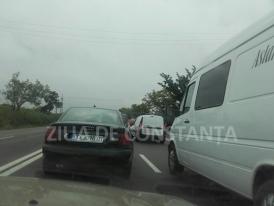 UPDATE. Trafic de coşmar Coloană de maşini la intrare în Constanţa dinspre Valu lui Traian 