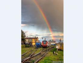 Imagine uimitoare. Curcubeu peste căile ferate