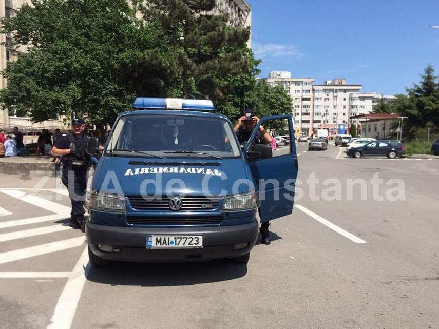 nicusor constantinescu vine la instanta cu ambulanta 594273