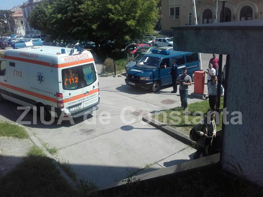 nicusor constantinescu vine la instanta cu ambulanta 594273