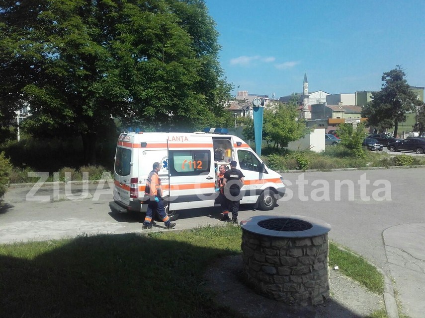 nicusor constantinescu vine la instanta cu ambulanta 594273