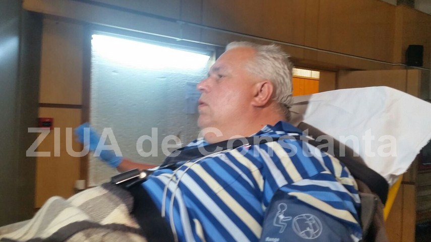 nicusor constantinescu vine la instanta cu ambulanta 594273