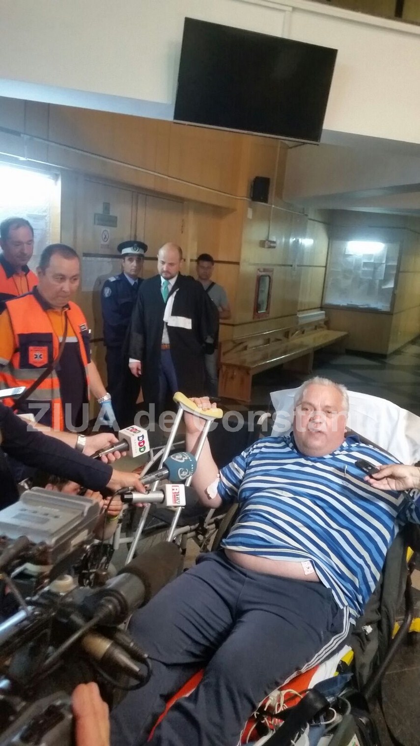 nicusor constantinescu vine la instanta cu ambulanta 594273