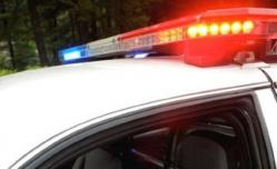 Trafic îngreunat în urma unui accident. Patru persoane au fost rănite după ce trei maşini şi un TIR s-au ciocnit