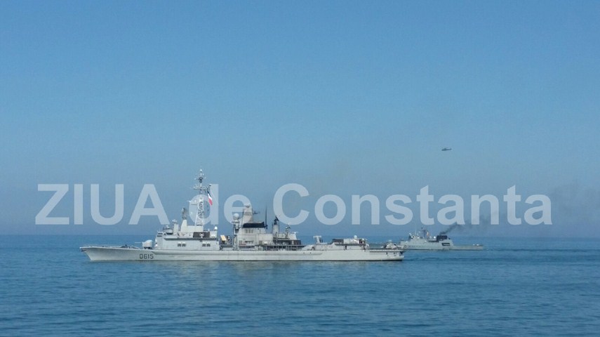 desfasurare de forte in marea neagra fregata regina maria atacata militarii au respins cu foc ofensiva
