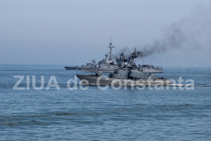 desfasurare de forte in marea neagra fregata regina maria atacata militarii au respins cu foc ofensiva
