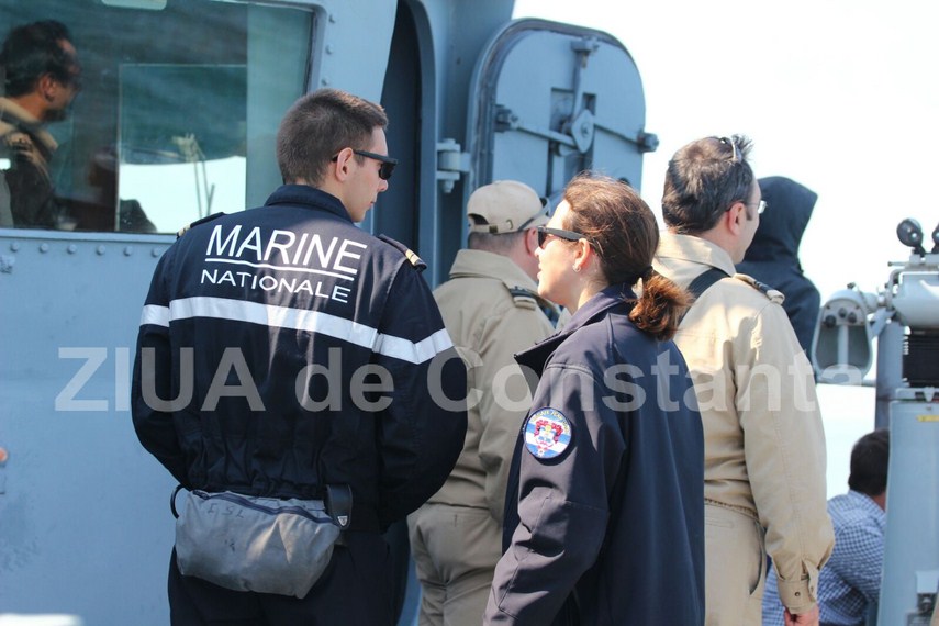 desfasurare de forte in marea neagra fregata regina maria atacata militarii au respins cu foc ofensiva