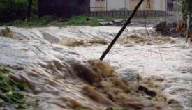 5 persoane au fost evacuate din cauza viiturilor. Acestea aveau nevoie de asistență medicală de urgență