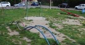În plină campanie electorală Municipalitatea şi-a amintit de copiii noştri. Sunt vizate 69 de locuri de joacă