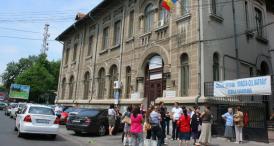 „La trecutu-ţi mare, mare viitor” Colegiul Naţional „Mircea cel Bătrân”, la ceas de mare sărbătoare. 120 de ani de la înfiinţare (galerie foto)