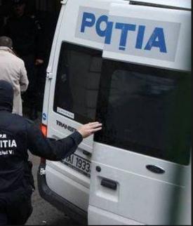 Un comisar de la Protecţia Consumatorului este cercetat pentru luare de mită