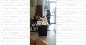 Buletine de vot fără număr împărţite la Ovidiu 