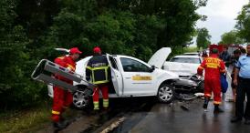 Atenţie, imagini şocante! Accident grav la ieşire din Murfatlar. Şase victime (galerie foto + video)
