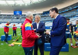 Dacian Cioloș a asistat la ultimul antrenament al echipei naționale pentru primul meci de la Euro 2016