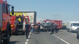accident grav la sibioara masina distrusa si doua victime in urma impactului cu un tir galerie foto video