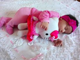 Multe diagnostice pentru un suflet de copil! Are nevoie de un cuvânt din opt litere. O ajuţi? (galerie foto)    