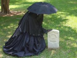 Ştiţi ce zi este astăzi? Dacă nu, vă spunem noi. Este Ziua internațională a văduvelor 