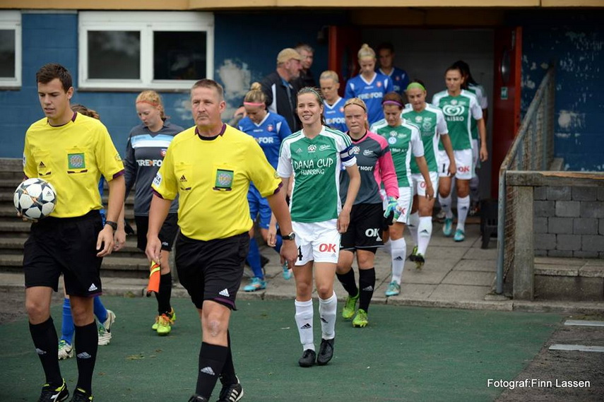 florentina olar spanu capitanul echipei nationale cea mai buna fotbalista a campionatului danez este