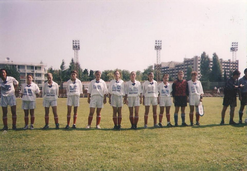 florentina olar spanu capitanul echipei nationale cea mai buna fotbalista a campionatului danez este