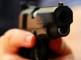 UPDATE.Un constănţean ar fi fost ameninţat cu pistolul în parcarea unui supermarket - \