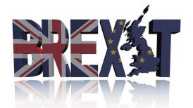 Efectele Brexit. O primă bancă dă lovitura Marii Britanii 