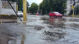 Vremea ploioasă dă bătăi de cap șoferilor!