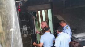 UPDATE 2 Proaspăt condamnat, Nicuşor Constantinescu s-a prezentat la instanţă, şi-a luat tensiunea şi a plecat! Procesul continuă... (galerie foto+video)           