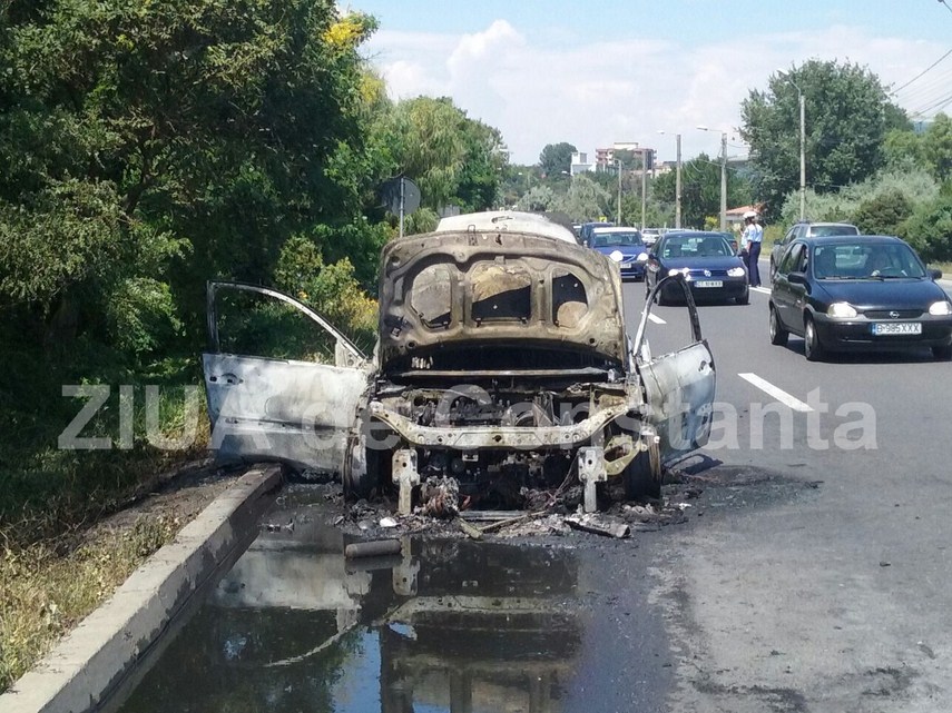 o masina a luat foc intre eforie nord si eforie sud 598972